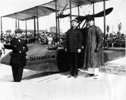 Owner F.E. Fansler, passenger/mayor A.C. Pheil, and pilot Tony Jannus by Benoist before first flight, 1 Jan 1914.